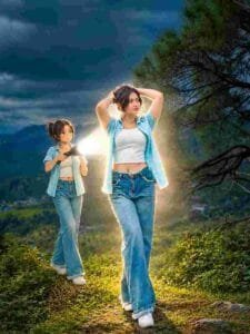 Anime Flashlight Ai Prompt